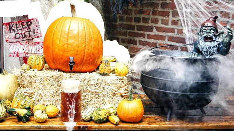 Pumpkin keg table at Loreley's