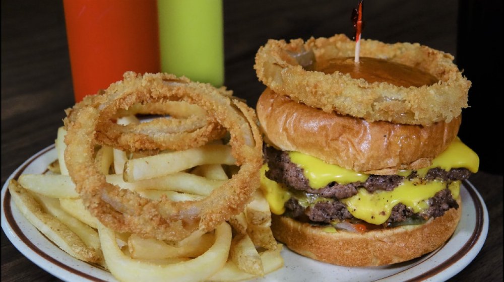 North Dakota: Double Cheeseburger at The Wood House Restaurant