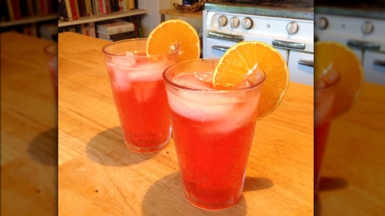 Two Biciclettas drinks on table