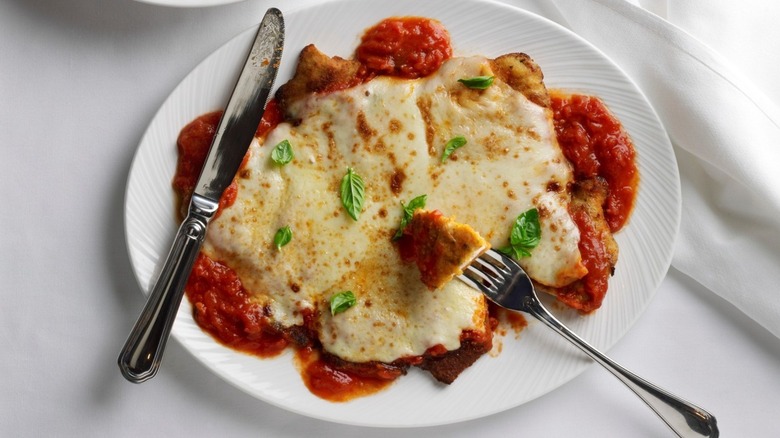 the palm chicken Parmigiana