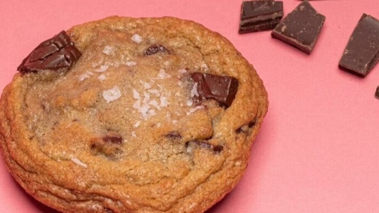 Chocolate chip cookie