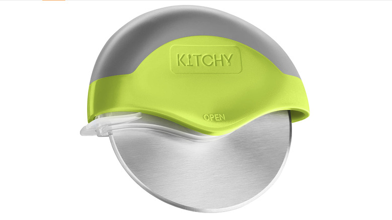 Kitchy pizza cutter wheel 