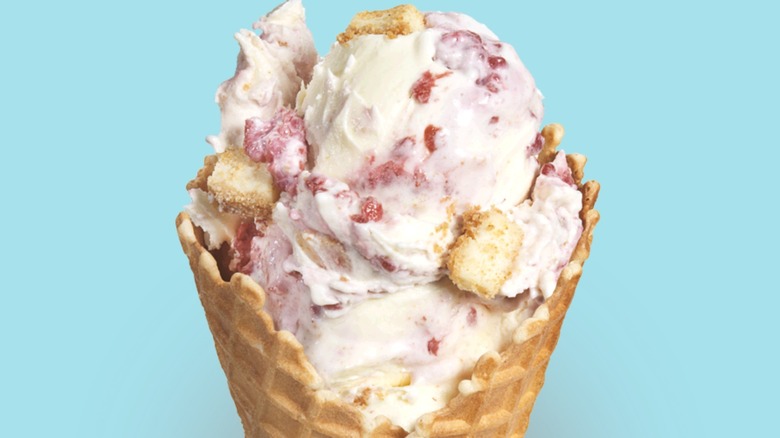 rasberry cheesecake custard cone