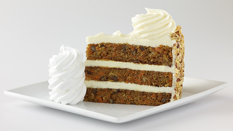 cheesecake factory carrot cake