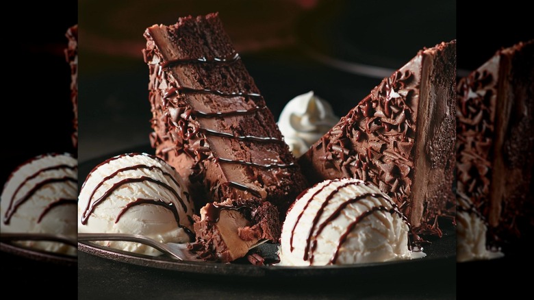 LongHorn Steakhouse Chocolate Stampede