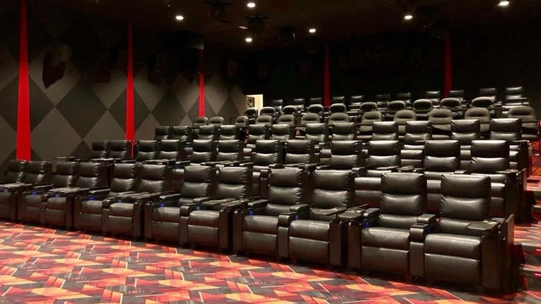 the-best-dine-in-movie-theaters-in-every-state