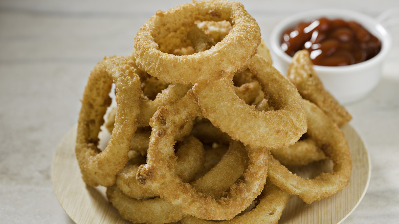 golden fried onion rings