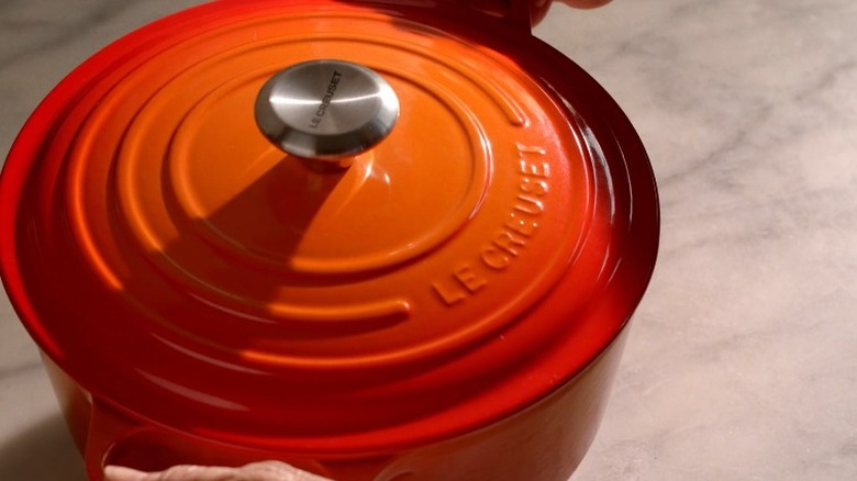 red le creuset dutch oven