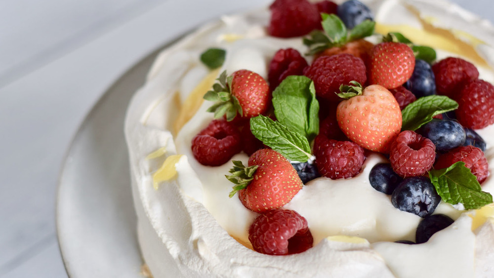 Amazing Pavlova