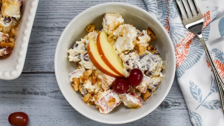 A bowl of apple dessert salad