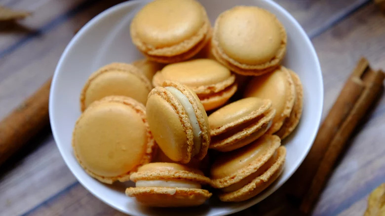 A bowl of macarons