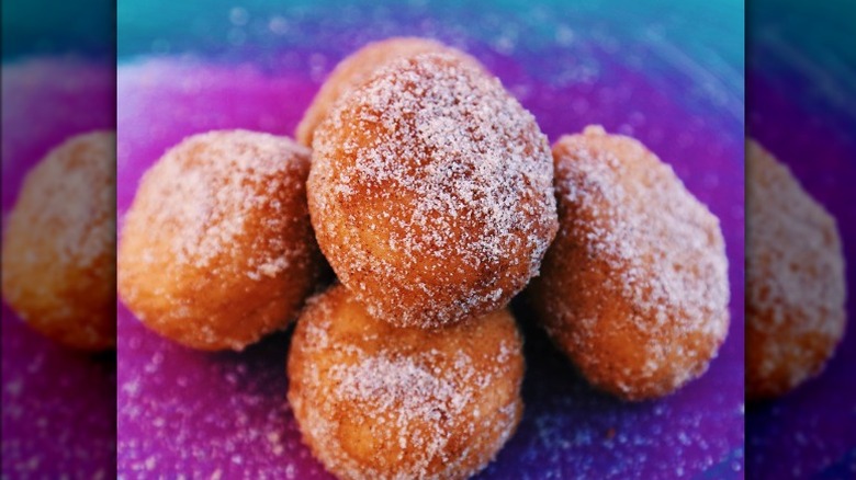 taco bell cinnabon delights