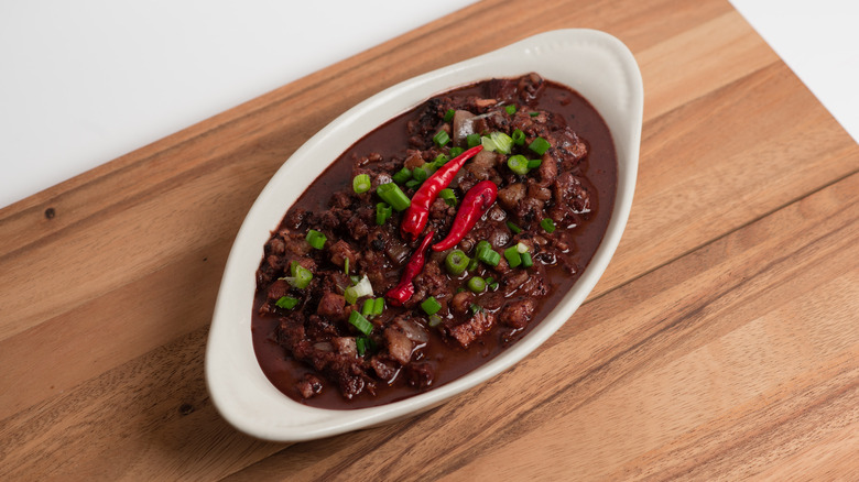 Filipino dish dinuguan