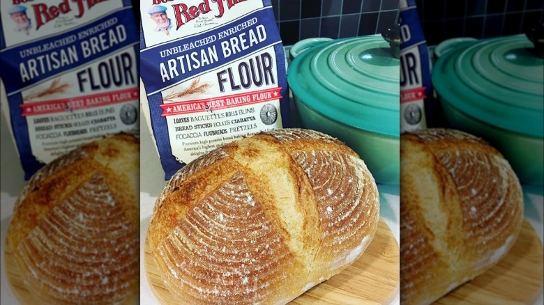 flour bag with bread loaf