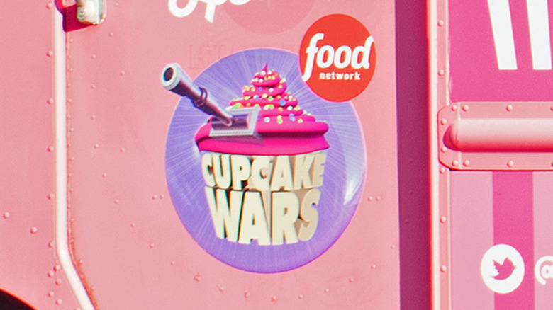 Cupcake Wars logo on truck