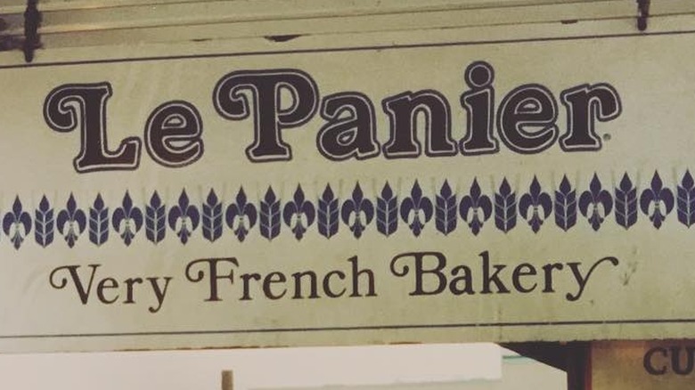 Le Panier sign