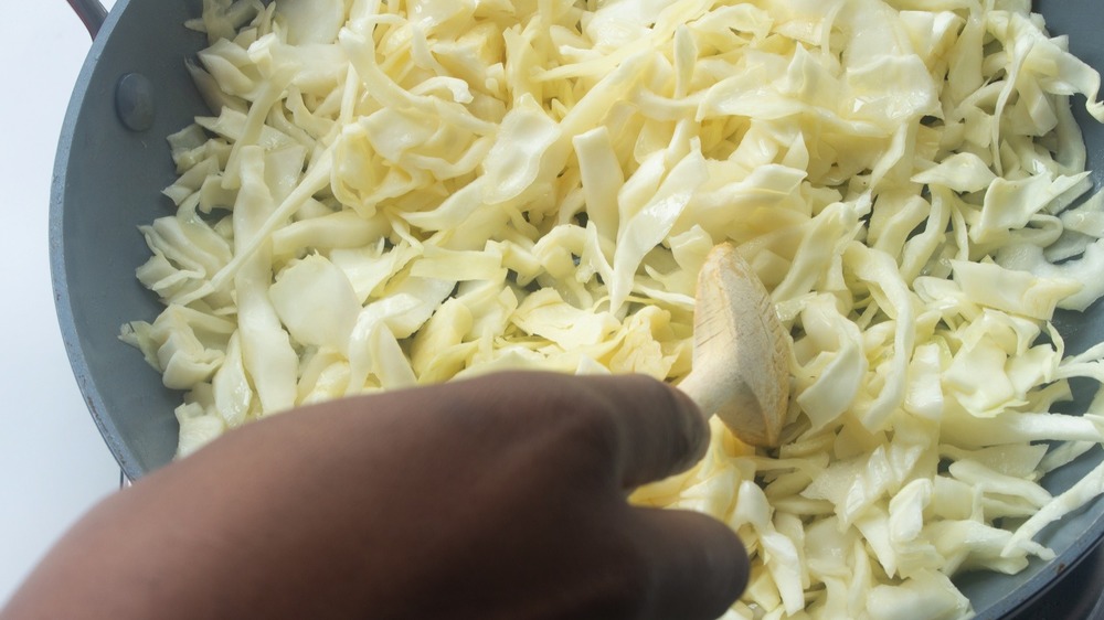 fried cabbage cooking