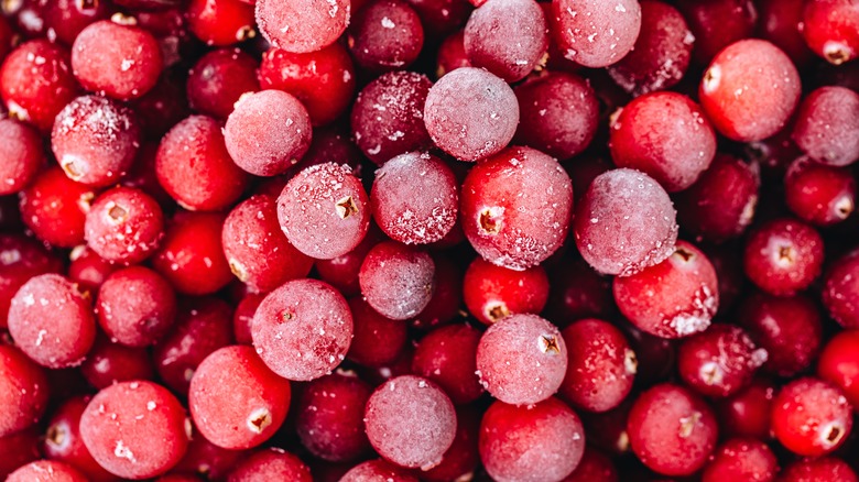 Frozen cranberries