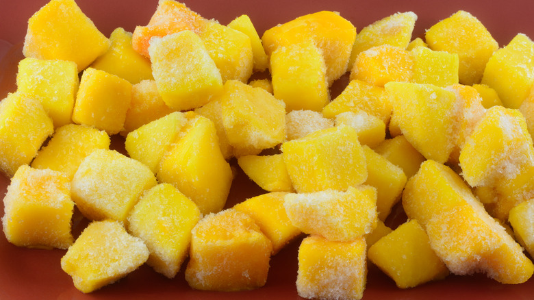 Frozen mango chunks