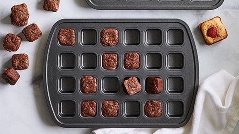 brownie pan