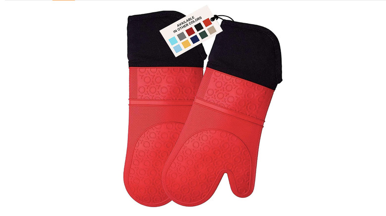 HOMWE silicone oven mitt