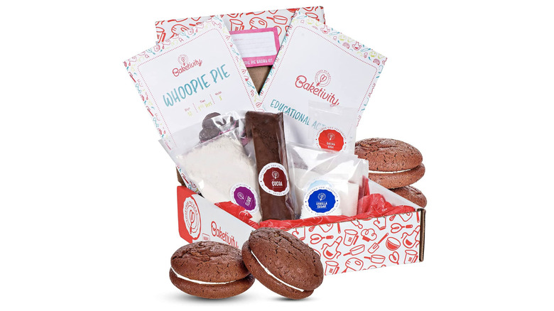 Baketivity whoopee pie baking kit