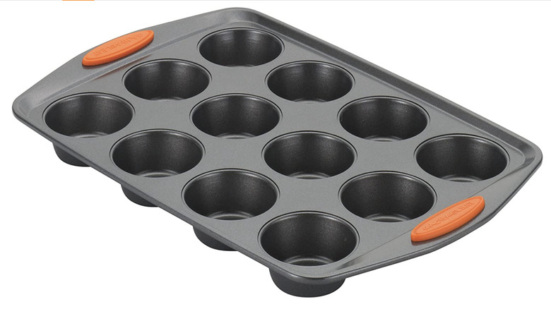 Rachael Ray non-stick muffin tin