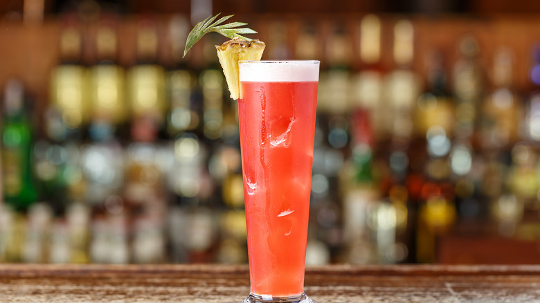 Singapore Sling gin cocktail