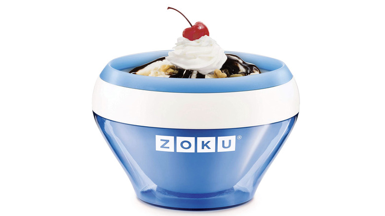 Blue Zoku Ice cream bowl with sundae