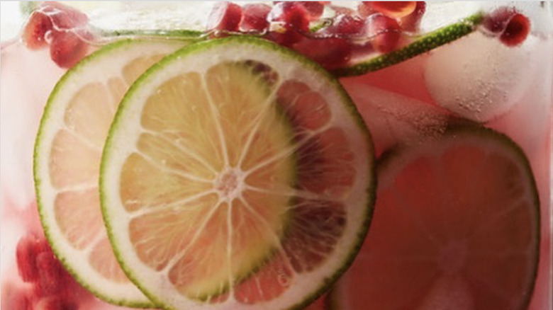 Pomegranate spritzer with limes