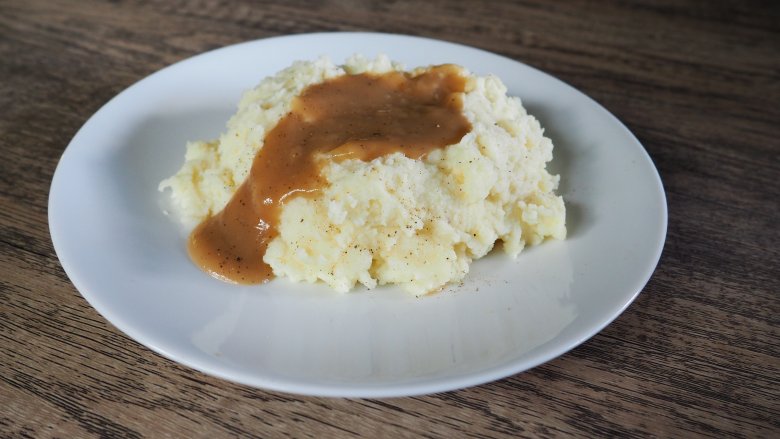 KFC mashed potatoes and gravy