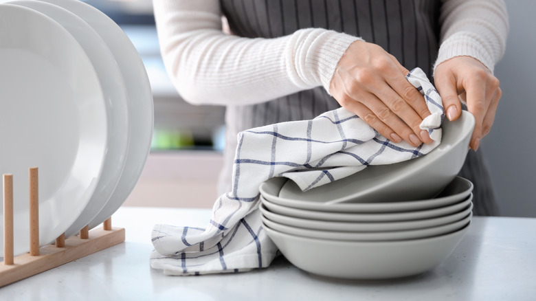 Kitchen towel and bowls