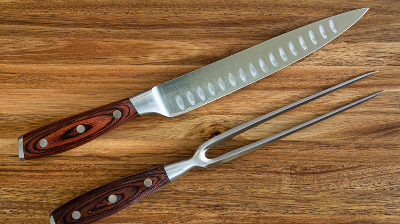 the-best-knife-for-slicing-meat-according-to-geoffrey-zakarian