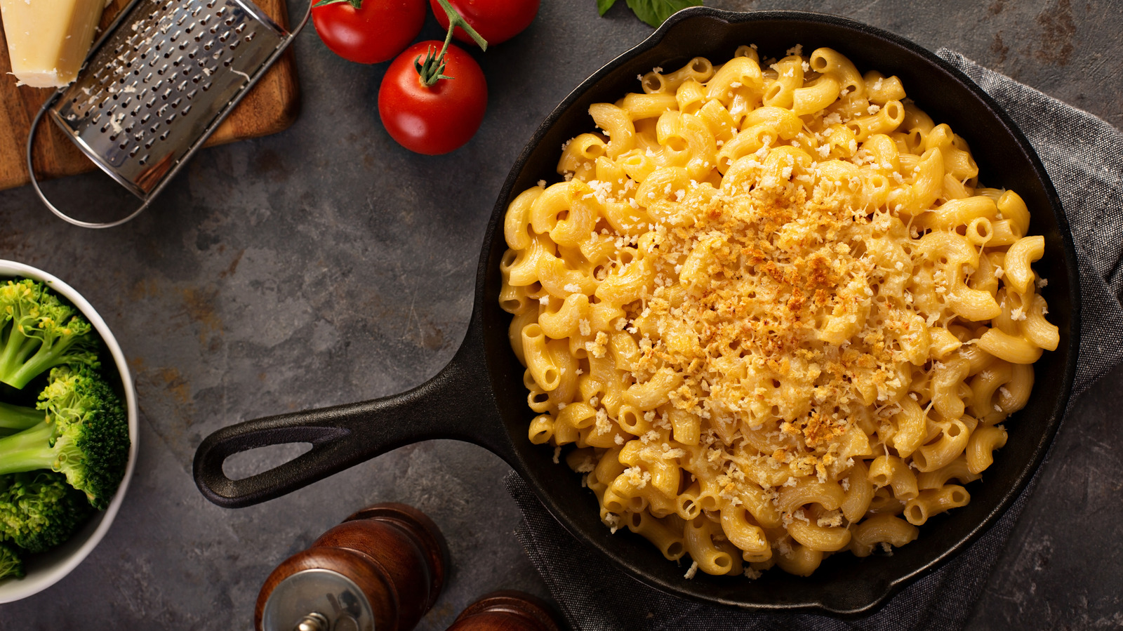 https://www.mashed.com/img/gallery/the-best-mac-and-cheese-recipes-you-need-to-know-about-upgrade/l-intro-1677195324.jpg