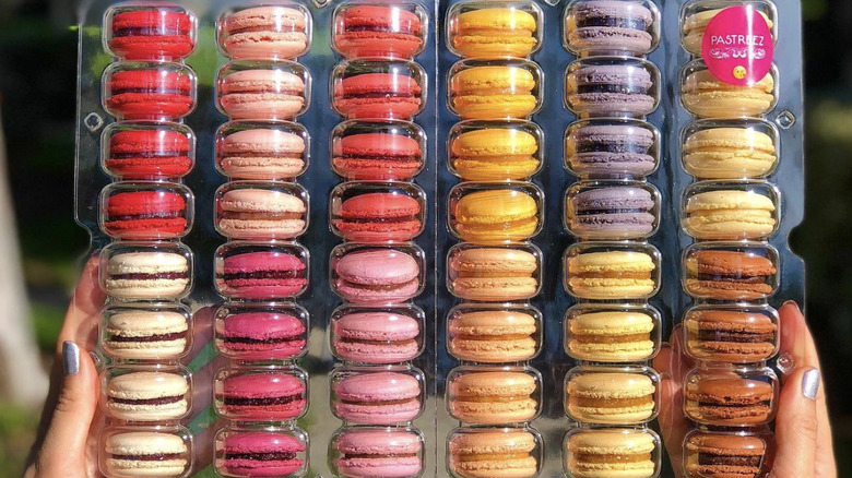 Pastreez macarons in shipping box
