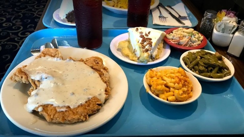 Gray Bros. Cafeteria entree and sides