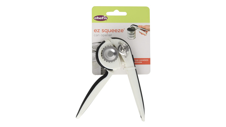 Chef'n EZ Squeeze one-handed can opener