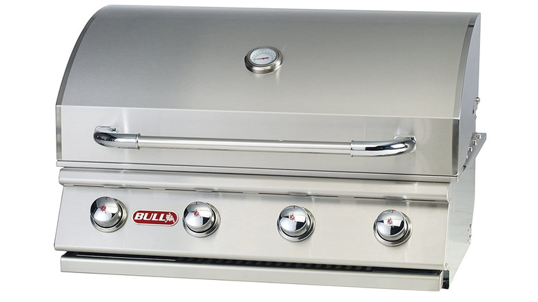 Bull Outlaw natural gas grill