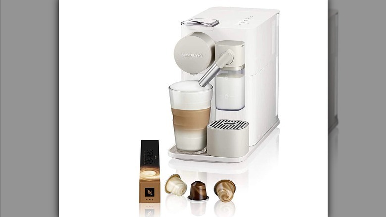 Nespresso Lattissima One by De'Longhi