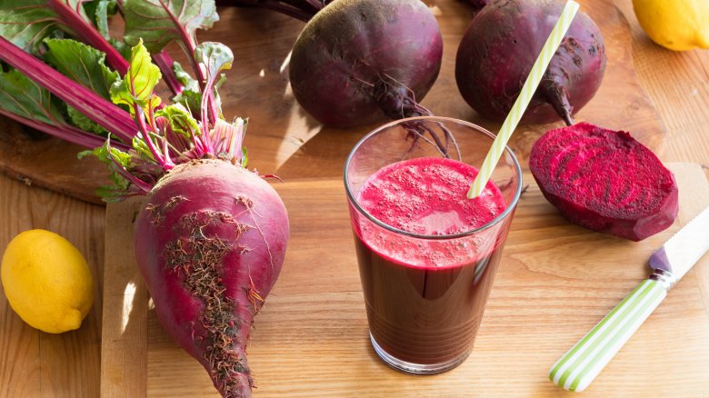 beet salad with oranges and radishes