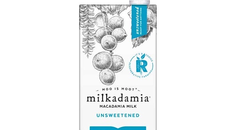 Milkadamia macadamia nut milk 