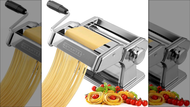 Nuvantee pasta maker