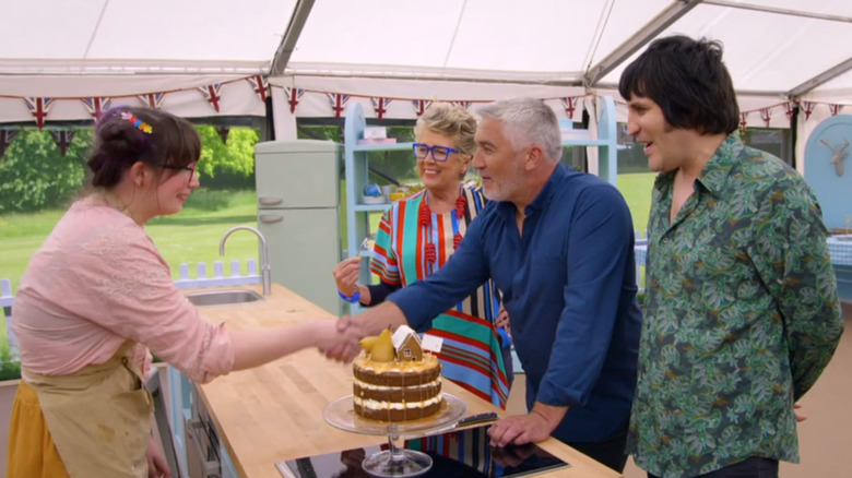 Kim-Joy Hewlett receives a Paul Hollywood handshake