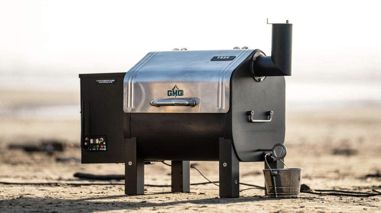 Green Mountain Grill Trek smoker