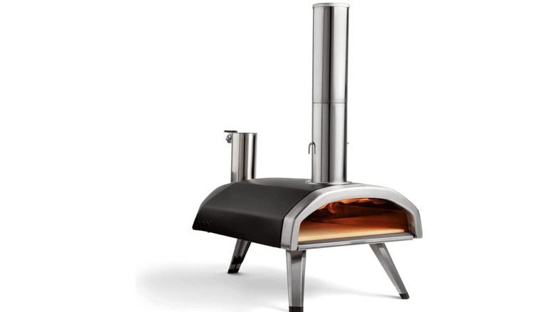 Ooni Fyra wood-fired pizza oven