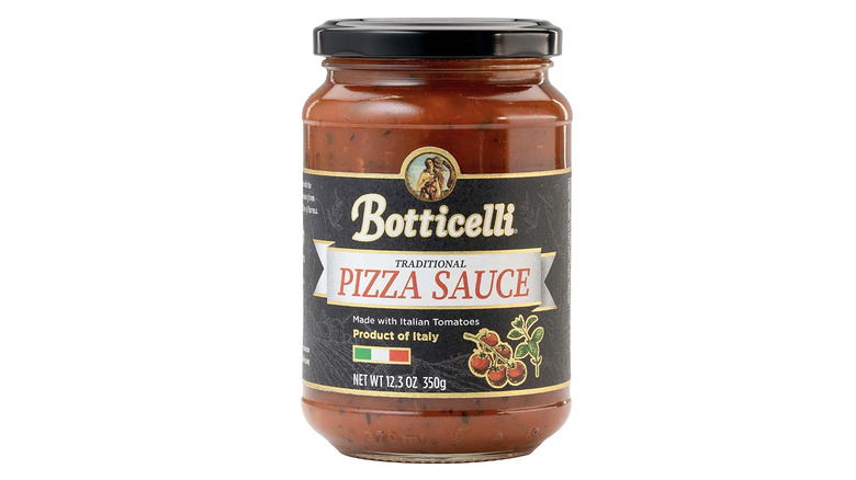 jar of Botticelli pizza sauce