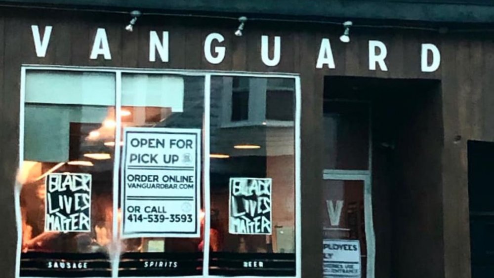 Wisconsin: Vanguard Bar