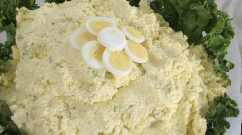 Egg salad platter with lettuce