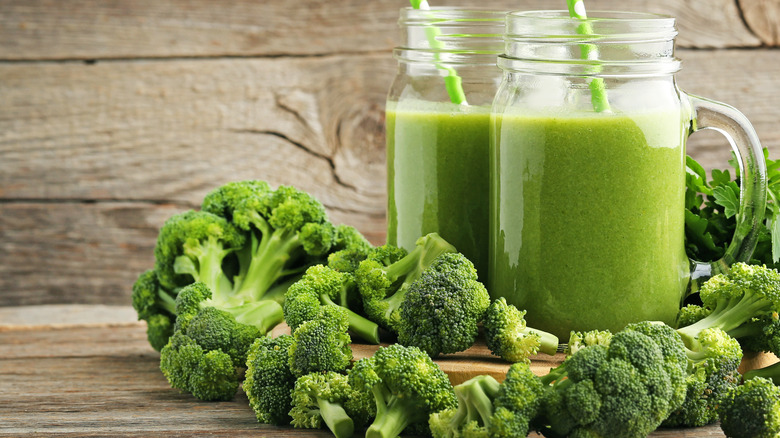 freshly chopped broccoli for juicing