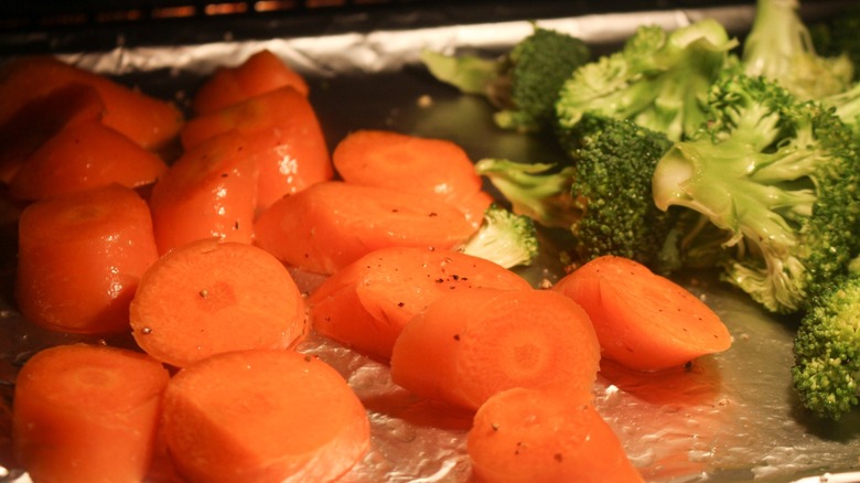 Roasting broccoli and carrots